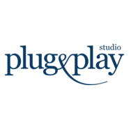 plug & play Studio Logo PNG Vector