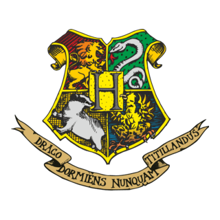 Hogwarts Logo PNG Vector